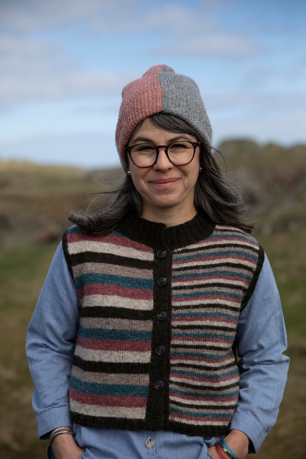 Shetland Shades: Stories In Wool