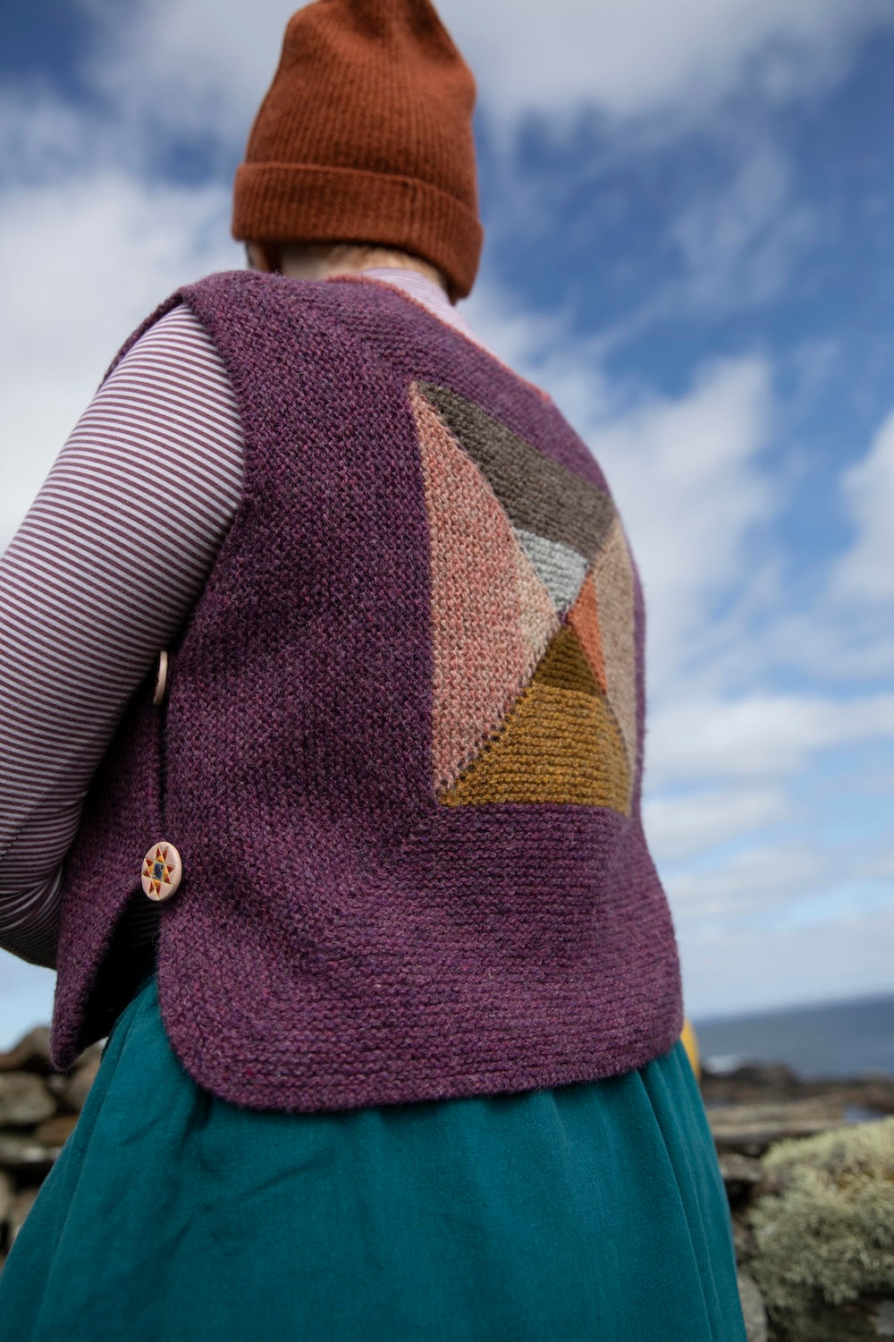 Shetland Shades: Stories In Wool